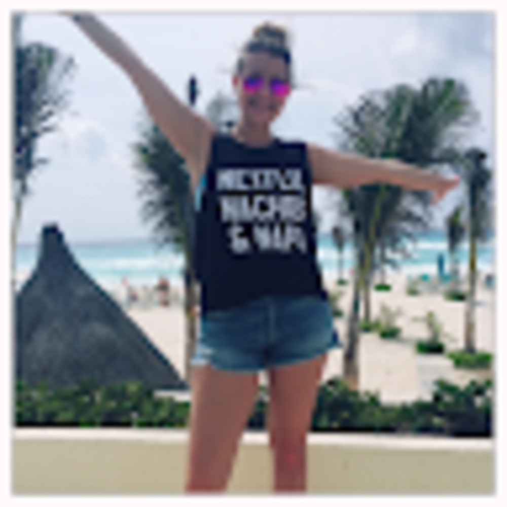 Meet your Posher, Lauren